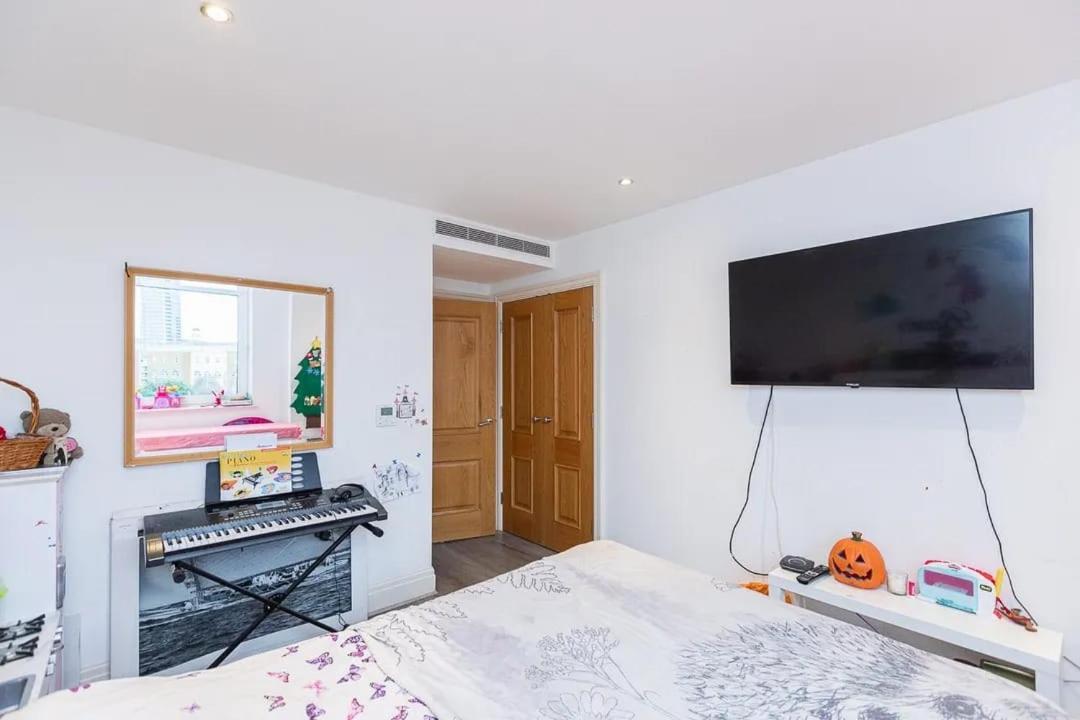 Luxury 2 Bedroom Flat In Chelsea Harbour, *