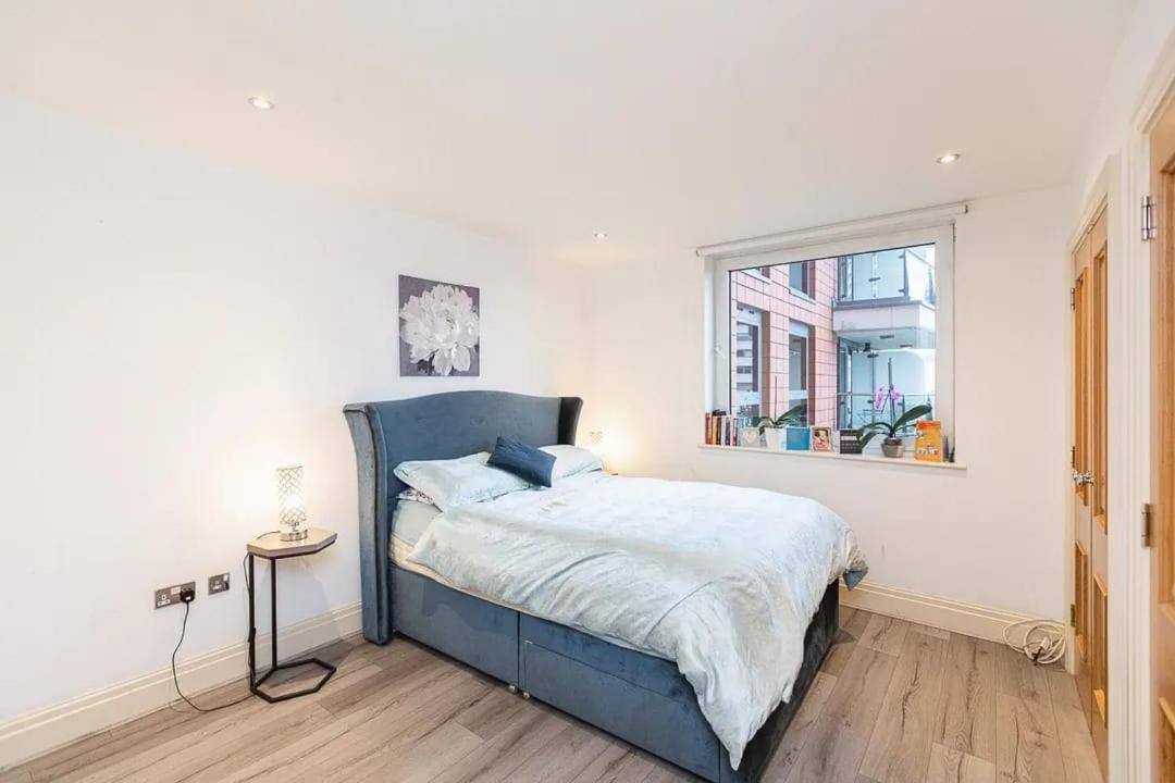 Luxury 2 Bedroom Flat In Chelsea Harbour, Appartamento